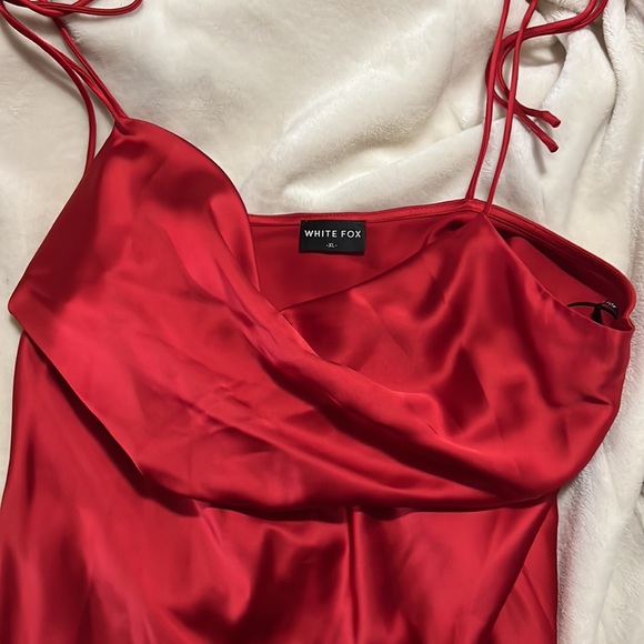 White Fox Chain Of hearts Mini Dress - Picture 4 of 5